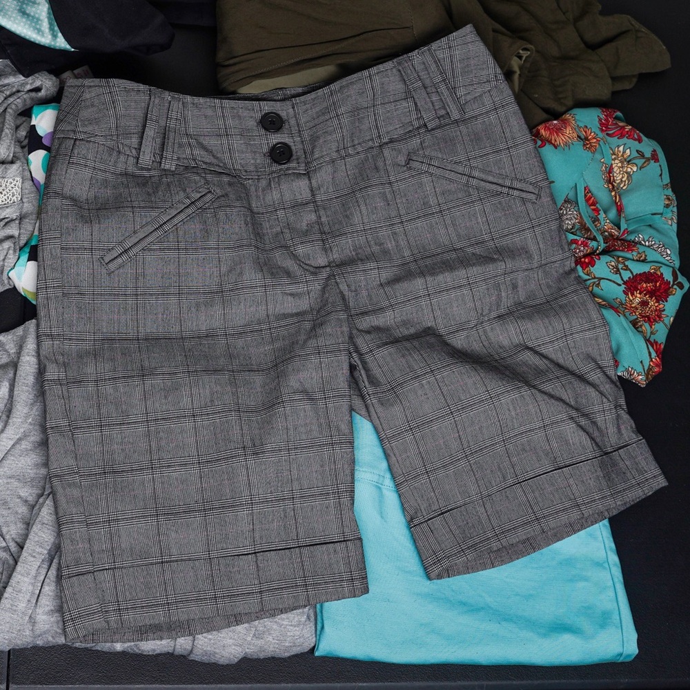 Plaid Shorts Dark Grey Black Pink Spring Summer Feminine